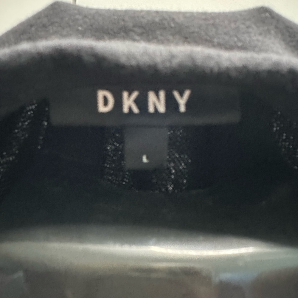DKNY Black Fleece Top - Picture 6 of 7